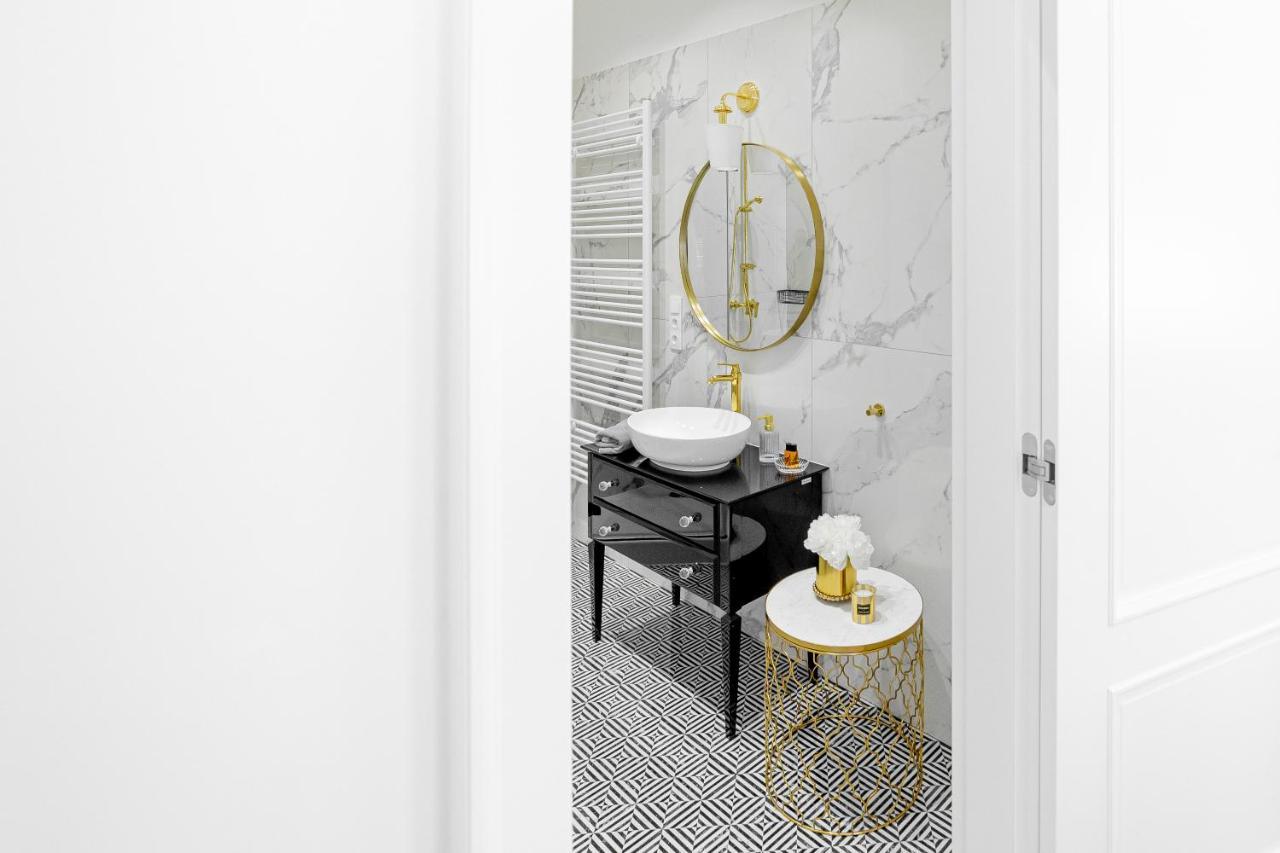 Apartament Golden Place คราคูฟ ภายนอก รูปภาพ